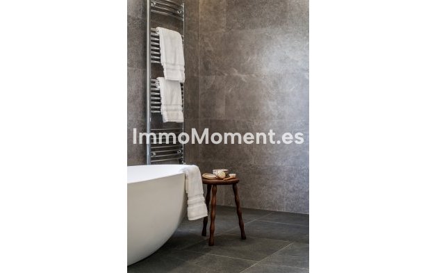 Revente - Villa - Estepona  - Selwo