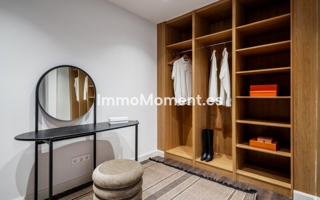 Revente - Villa - Estepona  - Selwo