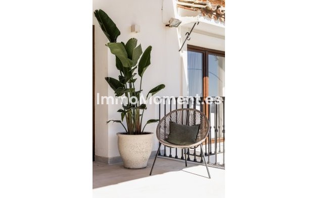 Revente - Villa - Estepona  - Selwo