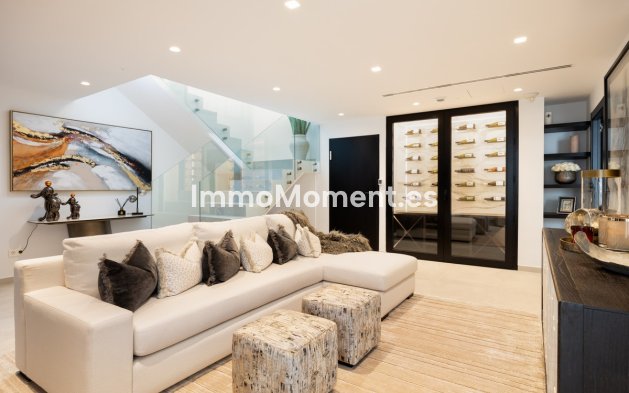 Revente - Villa - Marbella - Nueva Andalucía