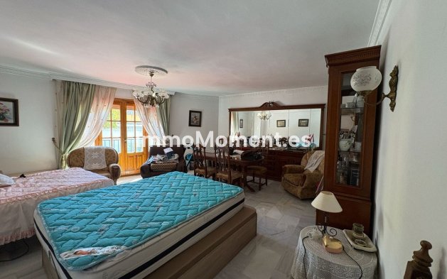 Revente - Maison mitoyenne - Estepona  - Estepona Centro