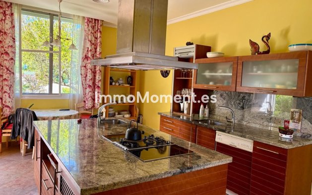 Wiederverkauf - Landhaus - Estepona  - Estepona Centro