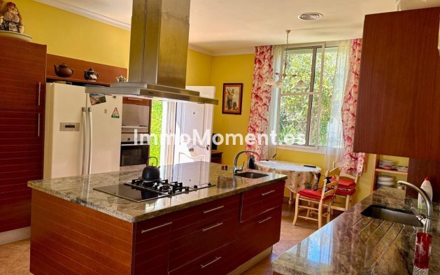 Wiederverkauf - Landhaus - Estepona  - Estepona Centro