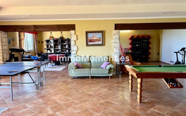 Wiederverkauf - Landhaus - Estepona  - Estepona Centro