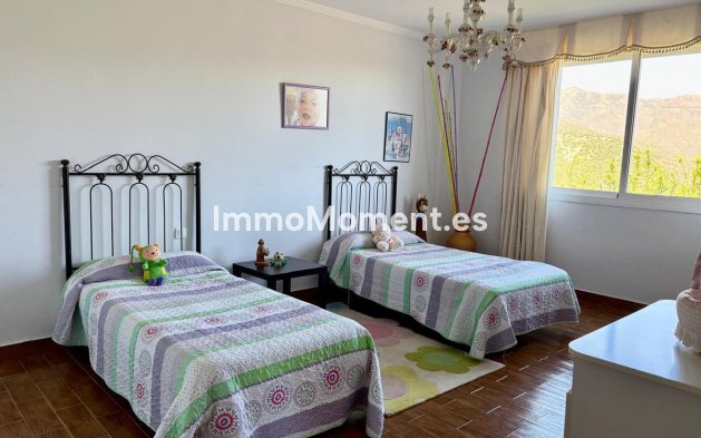 Wiederverkauf - Landhaus - Estepona  - Estepona Centro