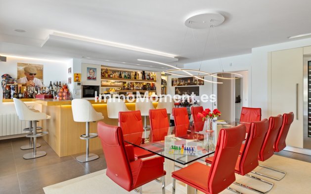 Wiederverkauf - Villa - Marbella - Nueva Andalucía