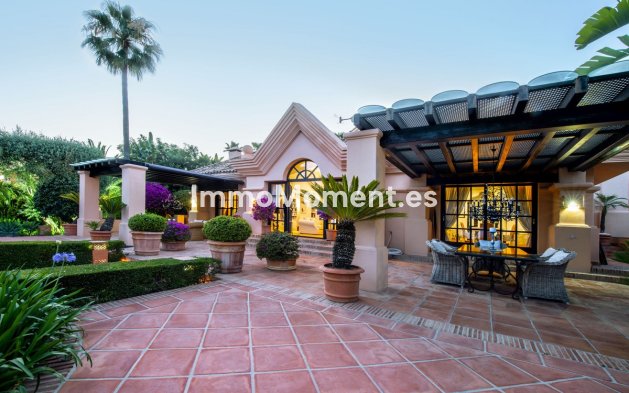 Revente - Villa - Marbella - Sierra Blanca