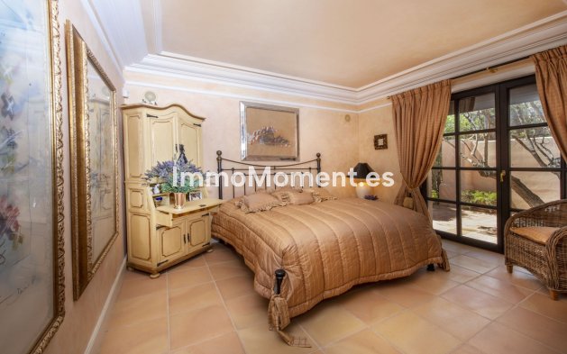 Revente - Villa - Marbella - Sierra Blanca