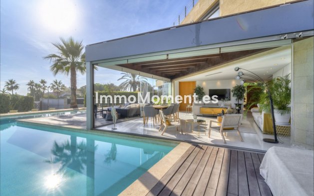 Reventa - Villa - Marbella - Marbella Centro
