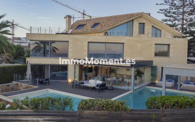 Reventa - Villa - Marbella - Marbella Centro