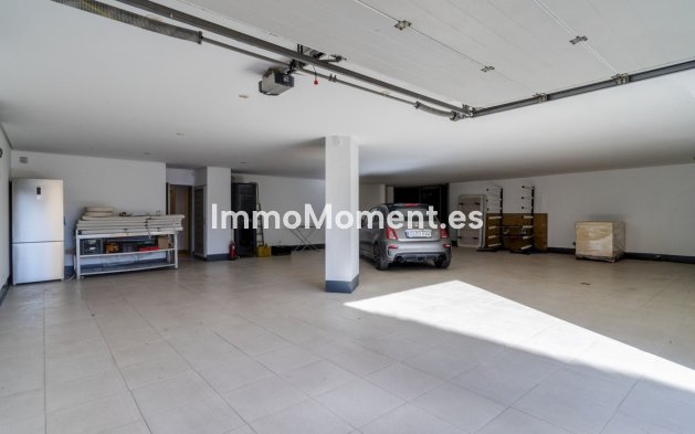 Reventa - Villa - Marbella - Marbella Centro