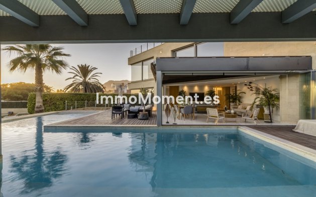 Reventa - Villa - Marbella - Marbella Centro