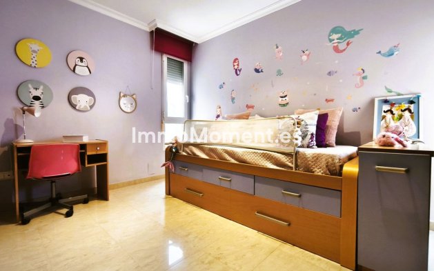 Reventa - Villa independiente - Alicante - Alicante Centro