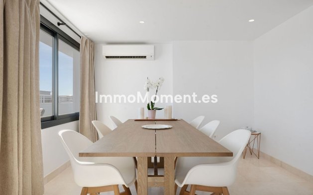 Revente - Appartement - Estepona  - Estepona Centro