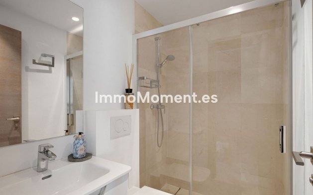 Revente - Appartement - Estepona  - Estepona Centro