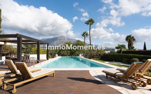 Revente - Villa - Marbella - Nueva Andalucía