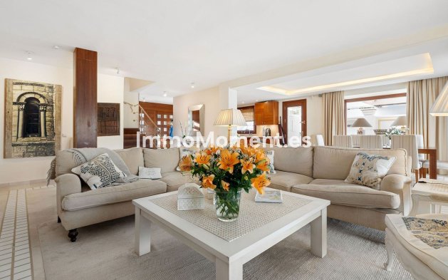 Revente - Villa - Marbella - Nueva Andalucía