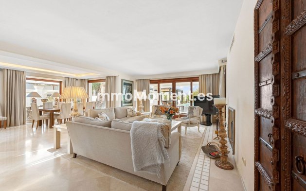 Revente - Villa - Marbella - Nueva Andalucía
