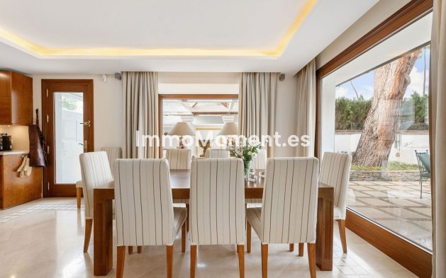 Revente - Villa - Marbella - Nueva Andalucía