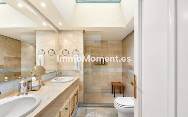 Revente - Villa - Marbella - Nueva Andalucía