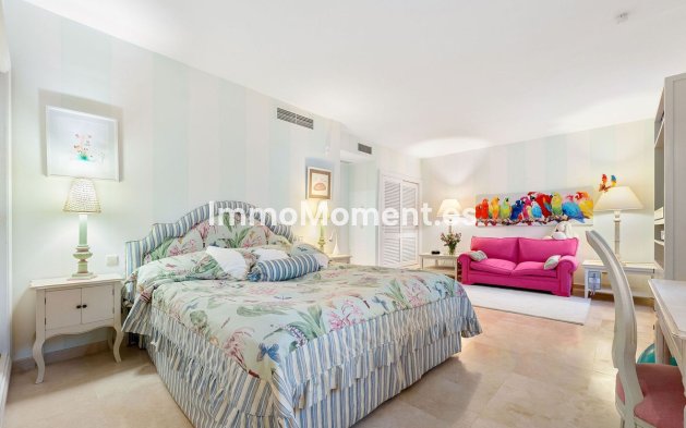 Revente - Villa - Marbella - Nueva Andalucía