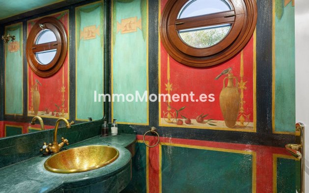 Revente - Villa - Marbella - Nueva Andalucía