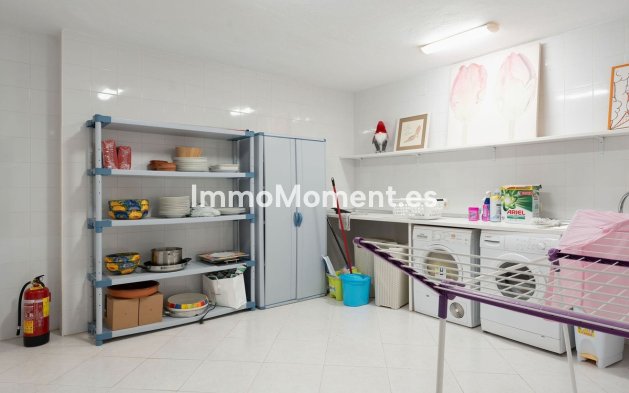 Revente - Villa - Marbella - Nueva Andalucía