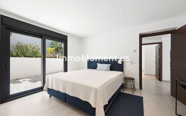 Revente - Villa - Marbella - Nueva Andalucía