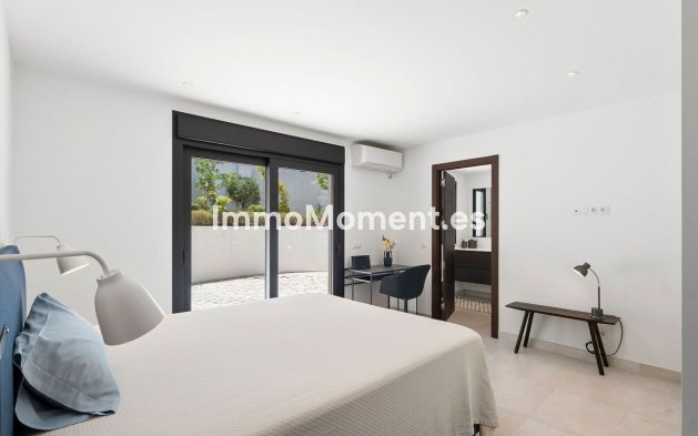 Revente - Villa - Marbella - Nueva Andalucía