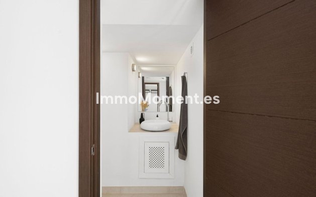 Revente - Villa - Marbella - Nueva Andalucía