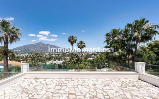 Revente - Villa - Marbella - Nueva Andalucía