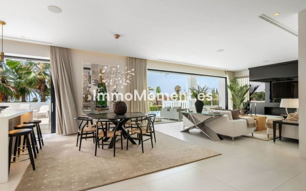 Revente - Villa - Marbella - Nagüeles
