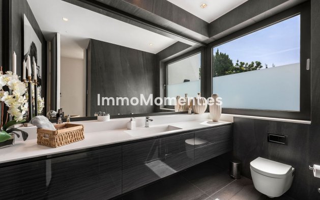 Revente - Villa - Marbella - Nagüeles