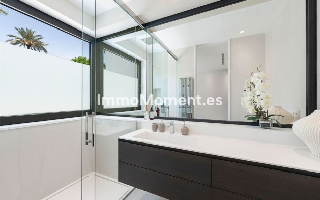 Revente - Villa - Marbella - Nagüeles