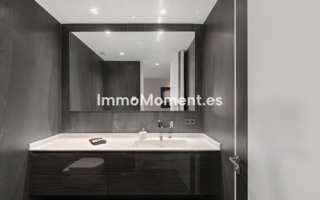 Revente - Villa - Marbella - Nagüeles