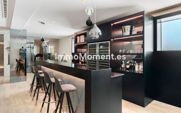 Revente - Villa - Marbella - Nagüeles