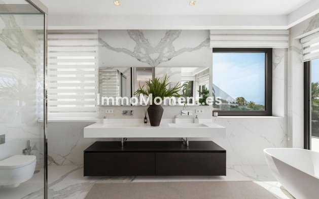 Revente - Villa - Marbella - Nagüeles