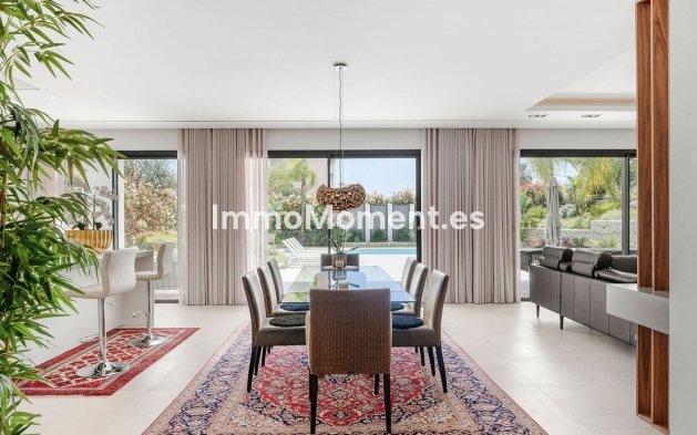 Wiederverkauf - Villa - Marbella - Nueva Andalucía