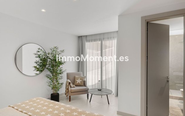 Wiederverkauf - Villa - Marbella - Nueva Andalucía