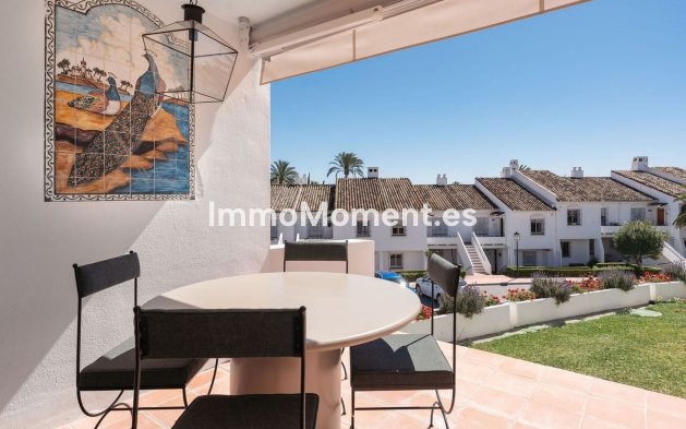 Resale - Apartment - Marbella - Nueva Andalucía