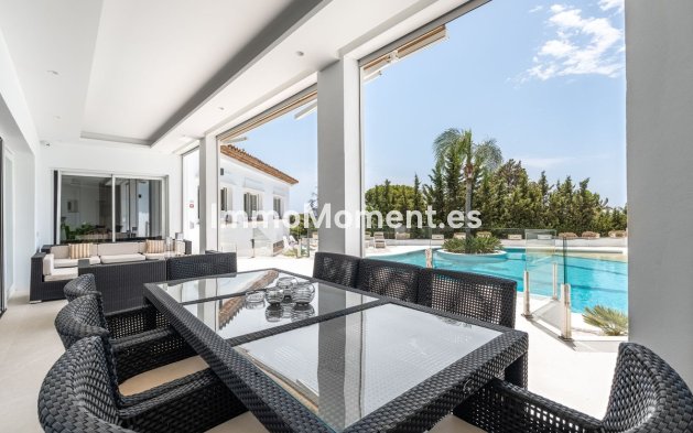 Resale - Villa - El Paraiso - New Golden Mile
