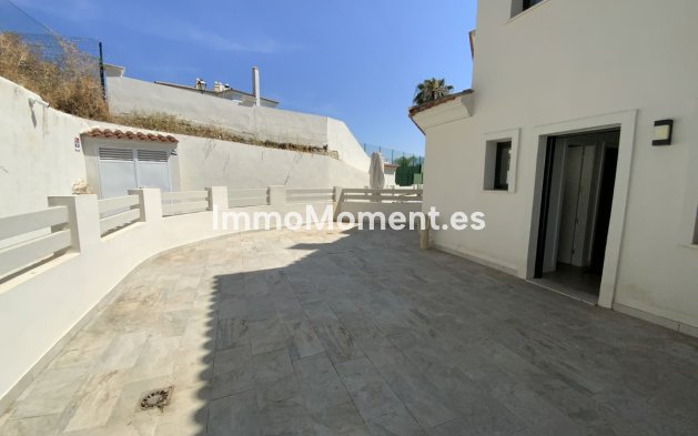 Bestaande woning - Geschakelde woning - Estepona  - Estepona Centro