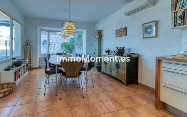 Resale - Villa - Mijas - Mijas Centro