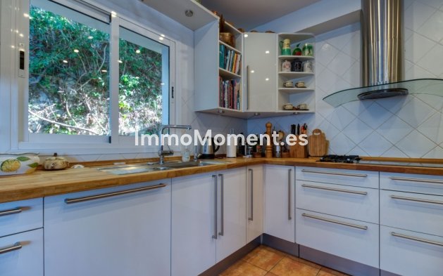 Resale - Villa - Mijas - Mijas Centro