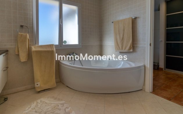 Resale - Villa - Mijas - Mijas Centro