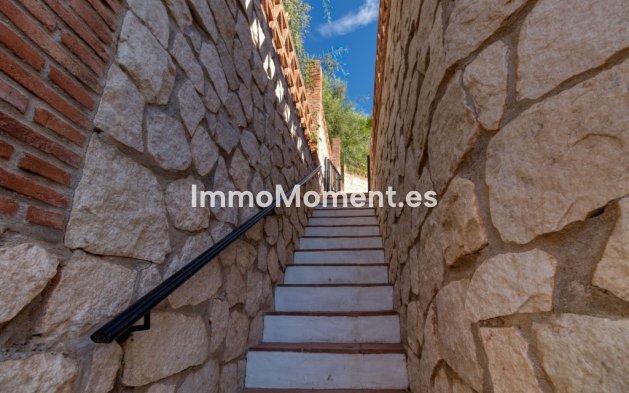 Resale - Villa - Mijas - Mijas Centro