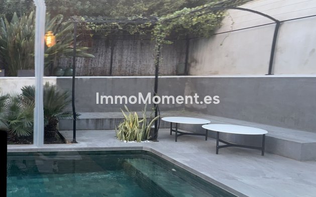 Wiederverkauf - Villa - Marbella - Nueva Andalucía