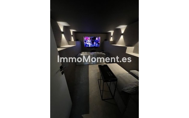 Wiederverkauf - Villa - Marbella - Nueva Andalucía