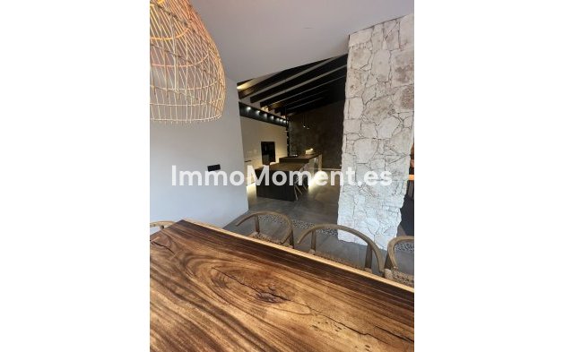 Wiederverkauf - Villa - Marbella - Nueva Andalucía