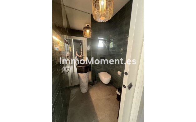 Wiederverkauf - Villa - Marbella - Nueva Andalucía